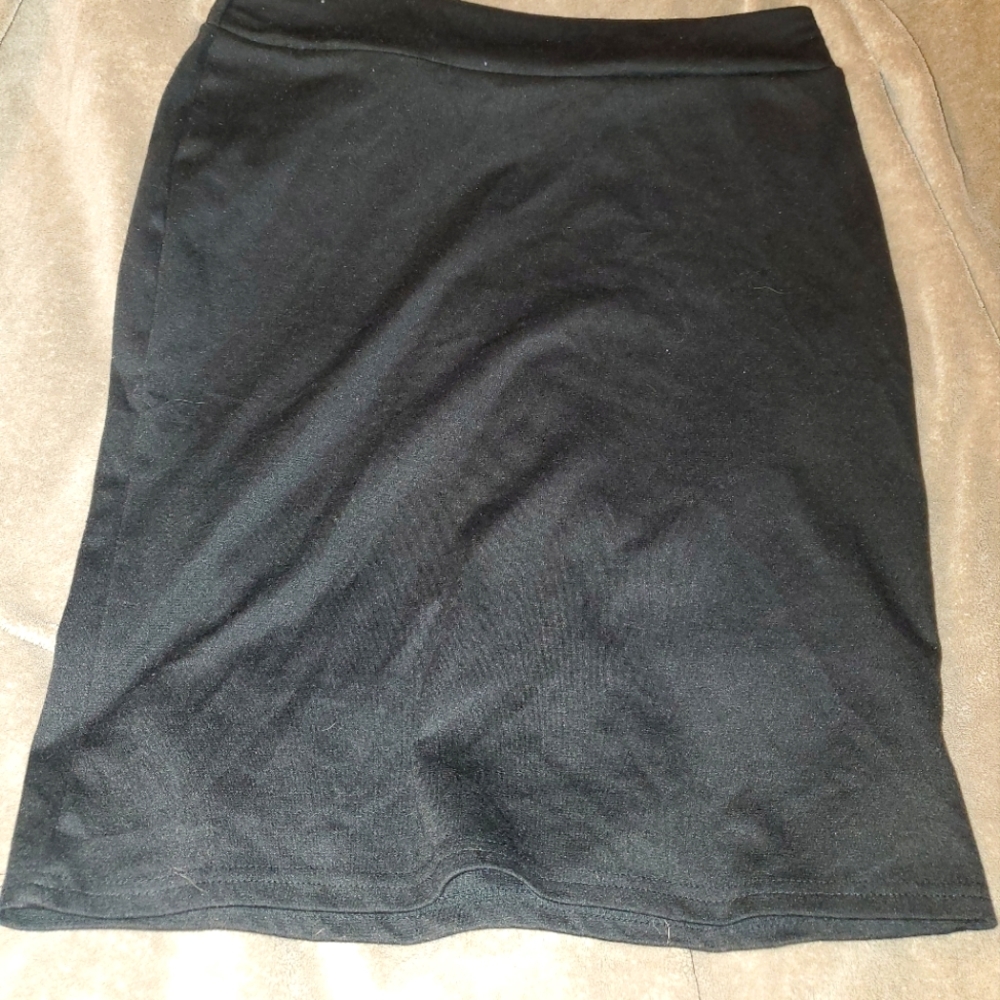 Black pencil skirt xl